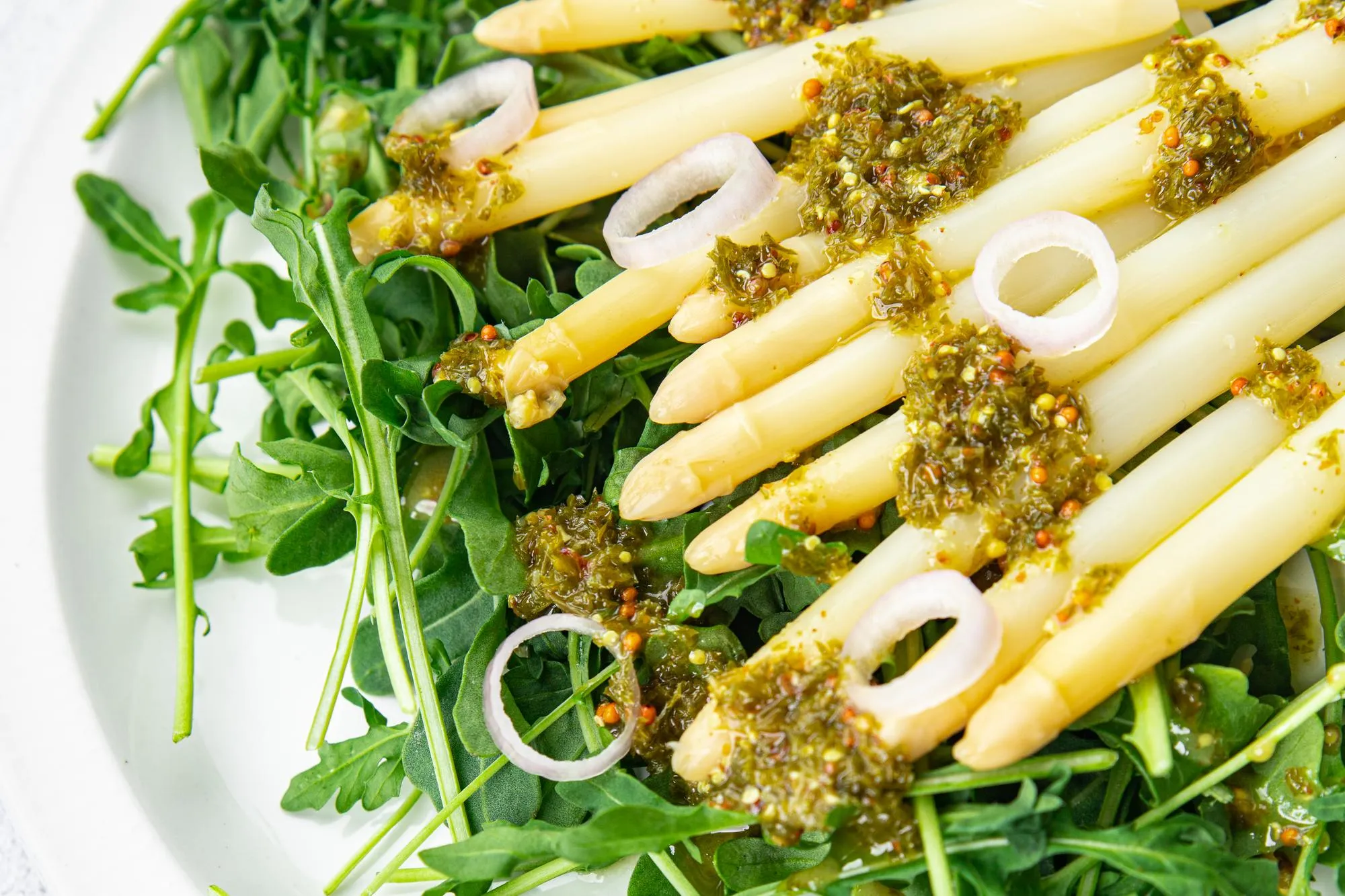 fresh salad asparagus white bean arugula green leaf lettuce healthy meal food snack on the table