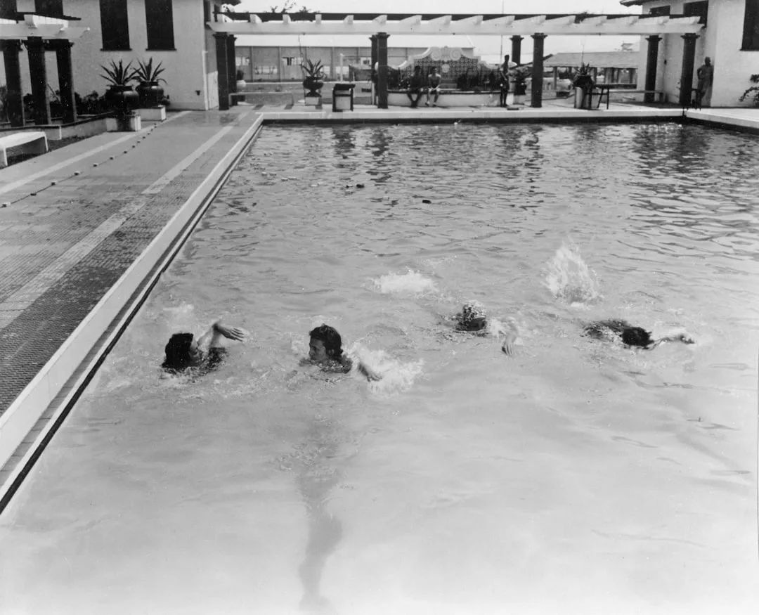 09-7946-020 Print b&w 8X10 Brazilian Air Force Nurses in swimming practice at the Campo dos Afonsos. [Exercise.] [Swimming pool.] [Scene.] Rio De Janeiro, Brazil, South America.10/31/1944