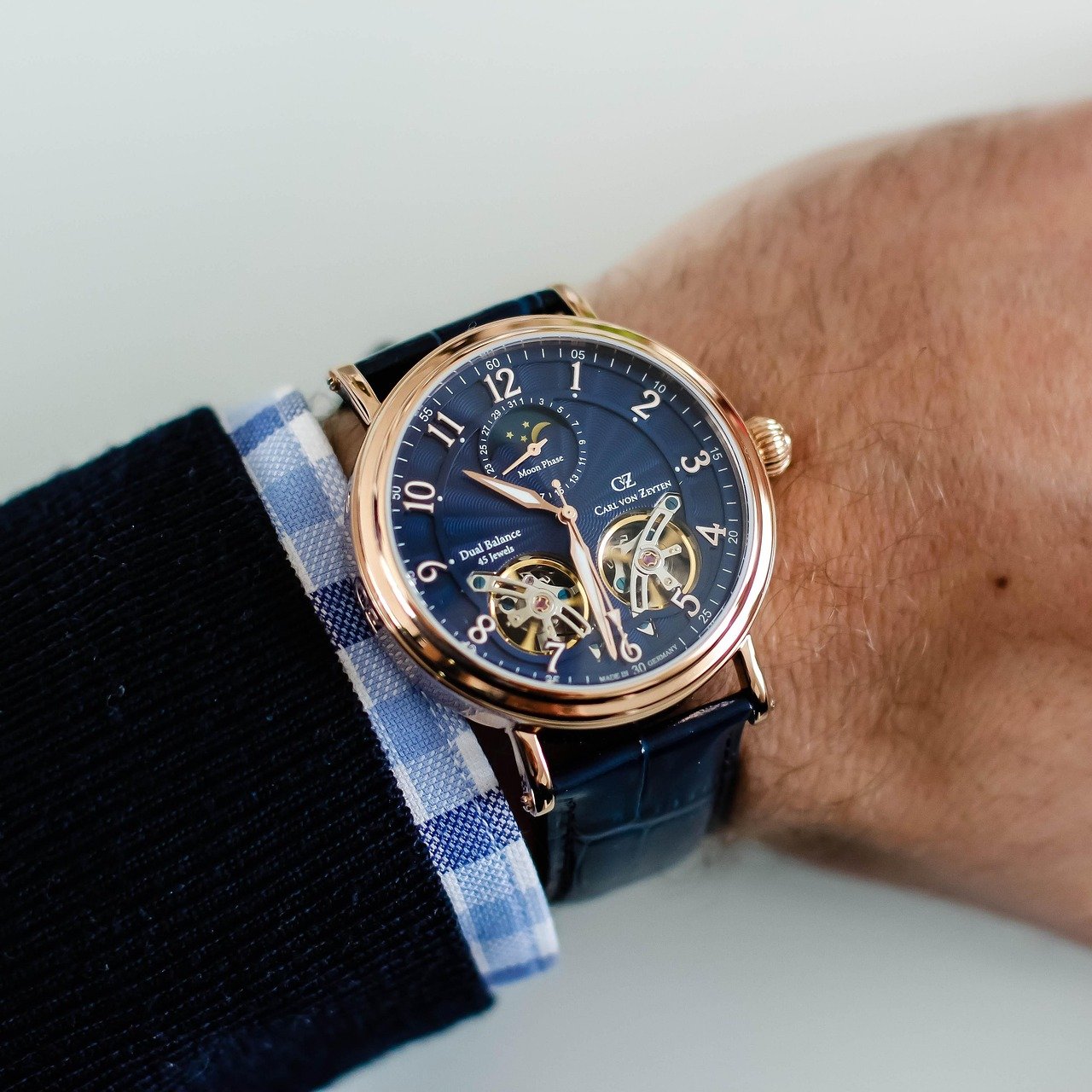 clock, watch, wrist watch, minute, wrist, watch, watch, watch, watch, watch, wrist watch, wrist watch, wrist watch, wrist watch, wrist watch, minute