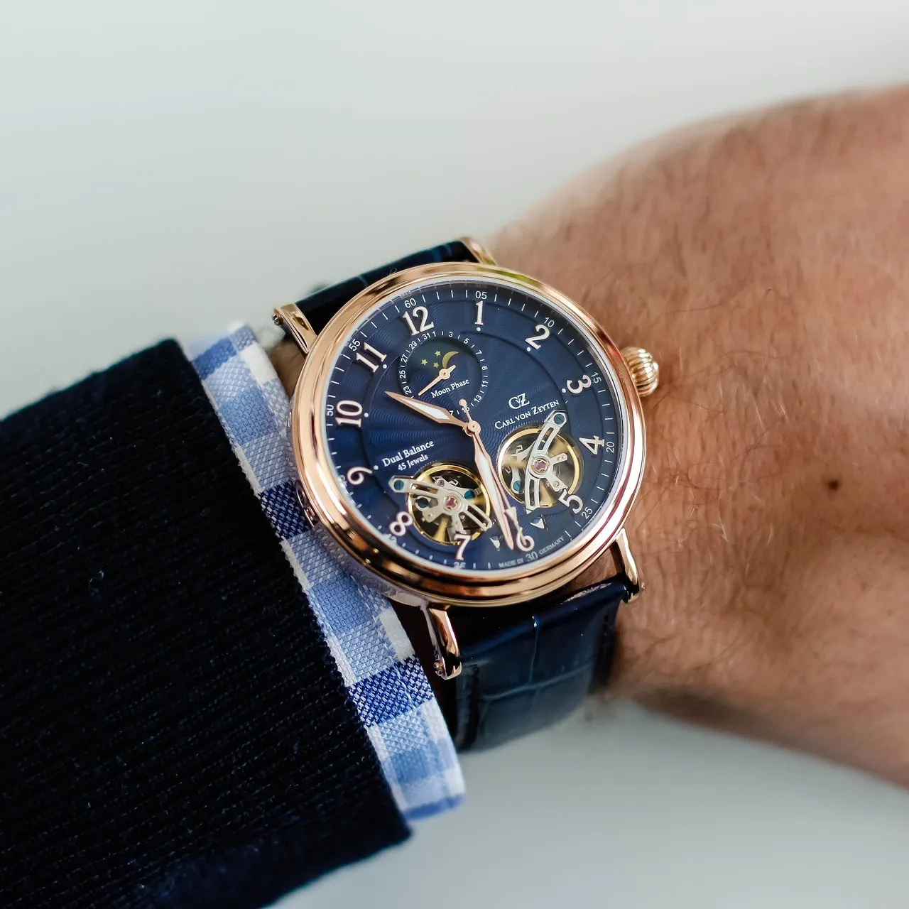 clock, watch, wrist watch, minute, wrist, watch, watch, watch, watch, watch, wrist watch, wrist watch, wrist watch, wrist watch, wrist watch, minute