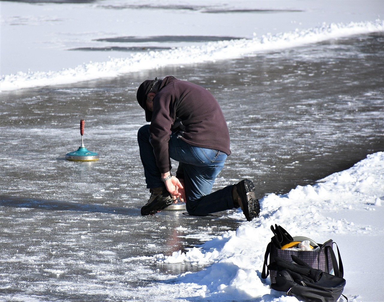 floor shoot, curling sport, stick sports, curling, winter, ice cream, handle, rink, stone, game, competition, strategy, leisure time, team, win, fun, curling sport, curling sport, curling sport, curling, curling, curling, curling, curling