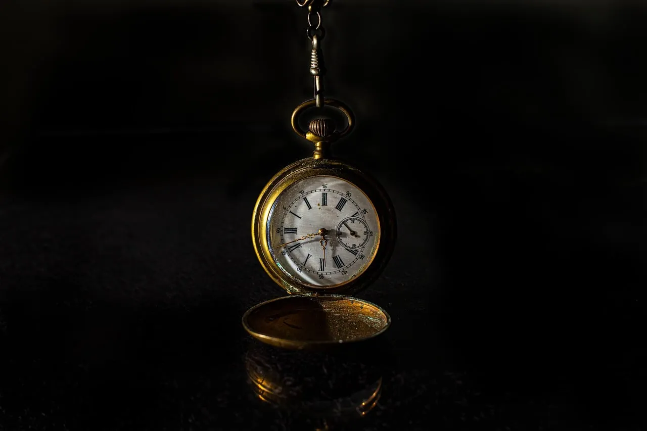 time, clock, watch, pocket watch, antique, abstract, bells, gold, timeless, elegant, old, vintage, retro, classic, delicate, nice, charming, bookmark, dial, minutes, o'clock