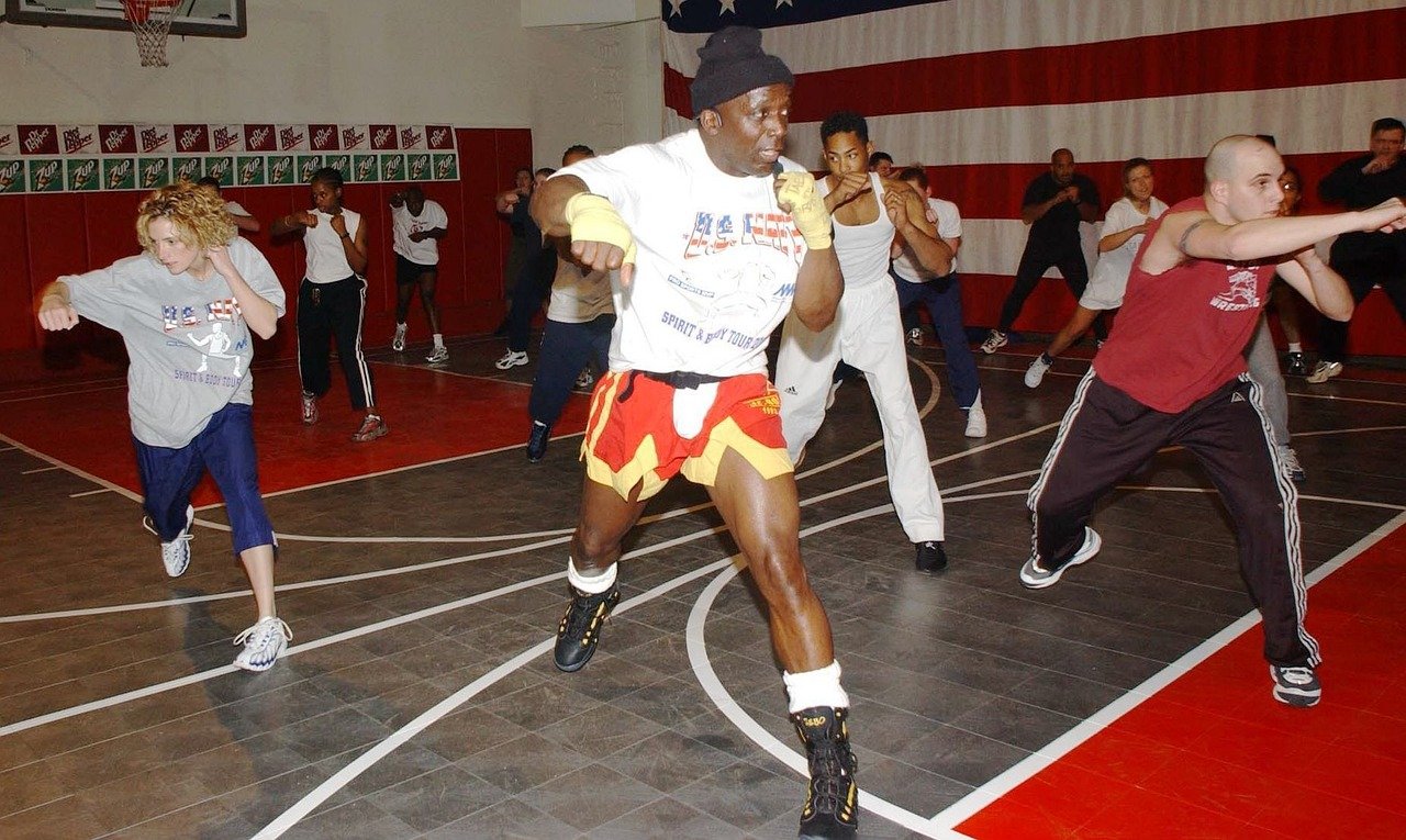 billy blanks, tae bo, workout, exercise, exercising, group, man, people, gym, famous, celebrity, aerobic, brown fitness, brown gym, brown exercise, brown workout, brown group, brown celebrate, tae bo, tae bo, aerobic, aerobic, aerobic, aerobic, aerobic