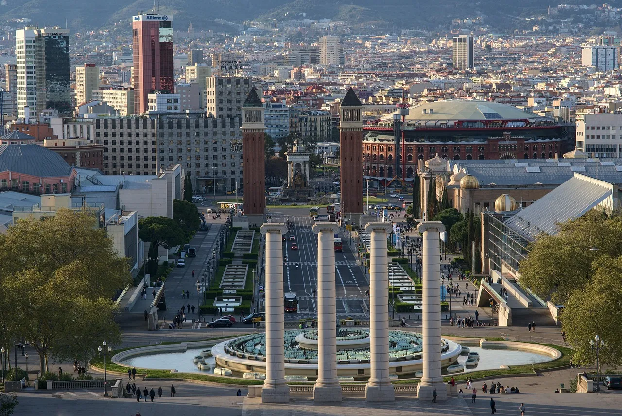 plaça d'espanya, city square, city, buildings, towers, pillars, park, architecture, road, urban, cityscape, barcelona, spain, barcelona, barcelona, barcelona, barcelona, barcelona, spain, spain