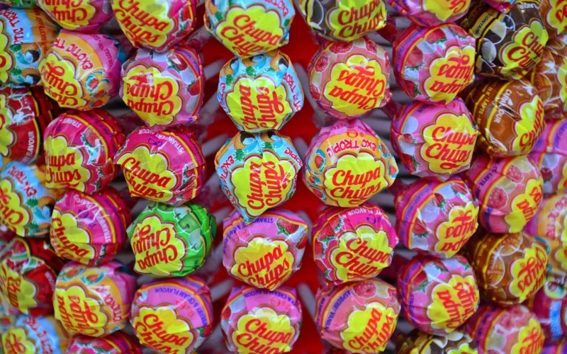 na patyku, chupa chups, uroczy, skubać, cukier, lizak, słodycz, wielobarwny, cukiernia, kolorowy, słodycze, kalorii, próchnicy, chupa chups, chupa chups, chupa chups, lizak, lizak, lizak, lizak, lizak