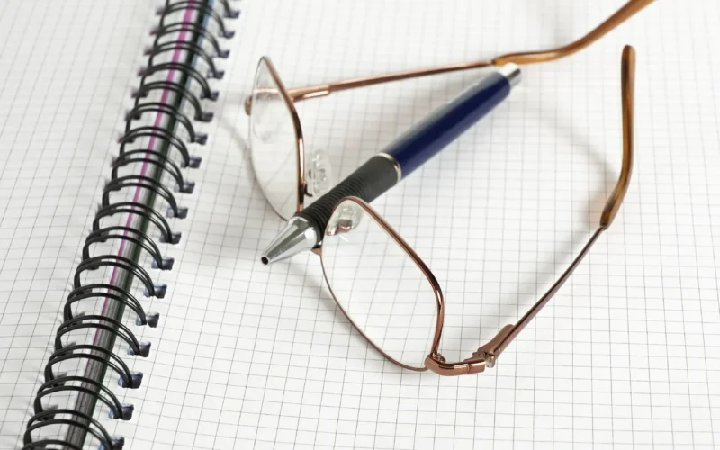 biro, business, okulary, gabinet, pen, czytanie, spectacles, work, writing, educate, education, knowledge, learn, learning, notebook, papier, student, supplies, write, pen, education, learn, learn, learn, learn, learn, learning, learning, learning, notebook, notebook, notebook