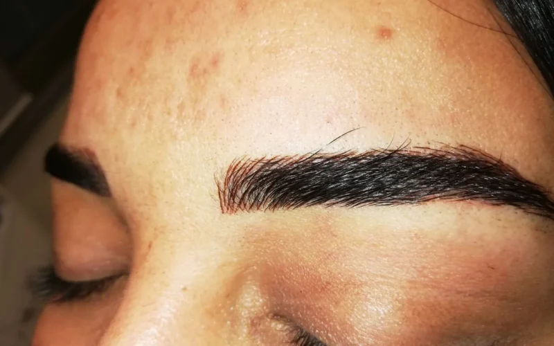 Microblading is a tattooing technique. Eyebrow embroidery, eyebrow feathering, microstroking, 3D eyebrows, nanoblading or hair-like strokes.